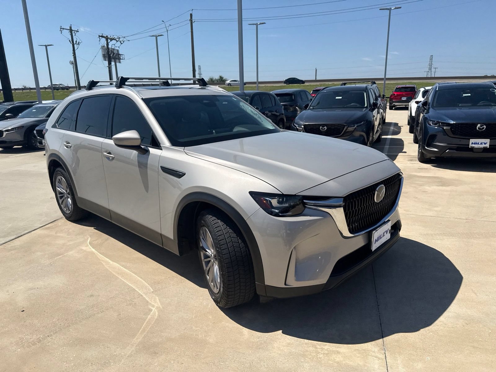 Used 2024 MAZDA CX-90 3.3 Turbo w/ Preferred Package AWD/4WD image 4