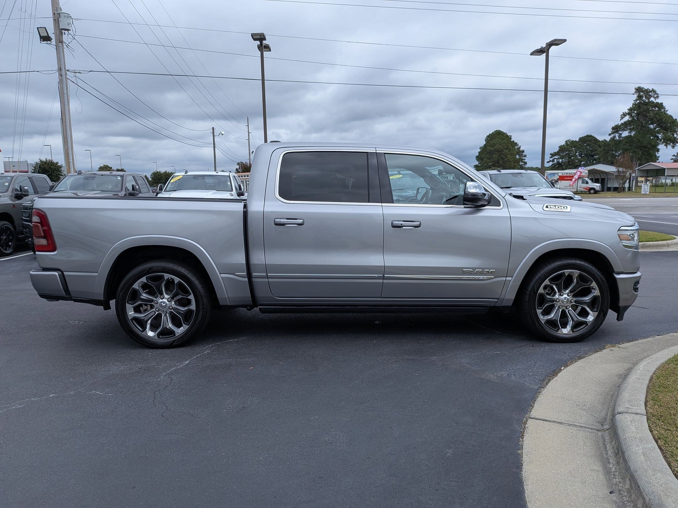 Used 2023 RAM 1500 Limited w/ Trailer Tow Group image 4
