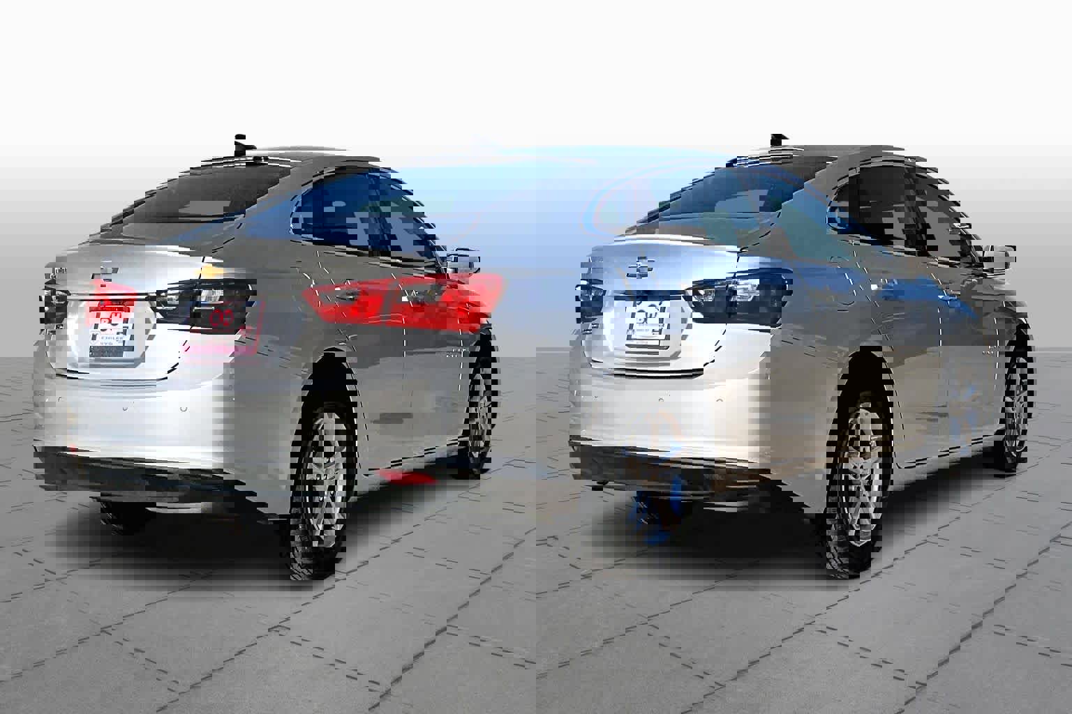 Used 2022 Chevrolet Malibu LS w/ Driver Confidence Package II image 13