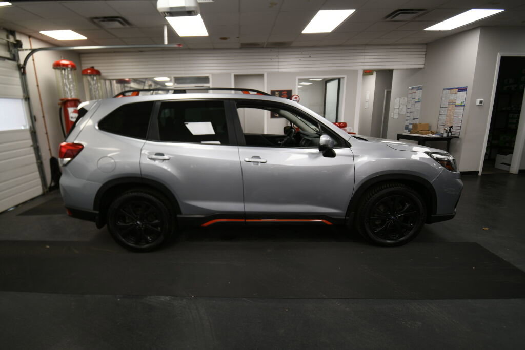 Used 2021 Subaru Forester Sport image 9