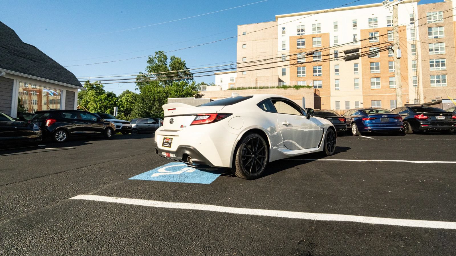 Used 2022 Toyota GR86 Premium w/ ALL Weather Mat Package (TMS) RWD image 3
