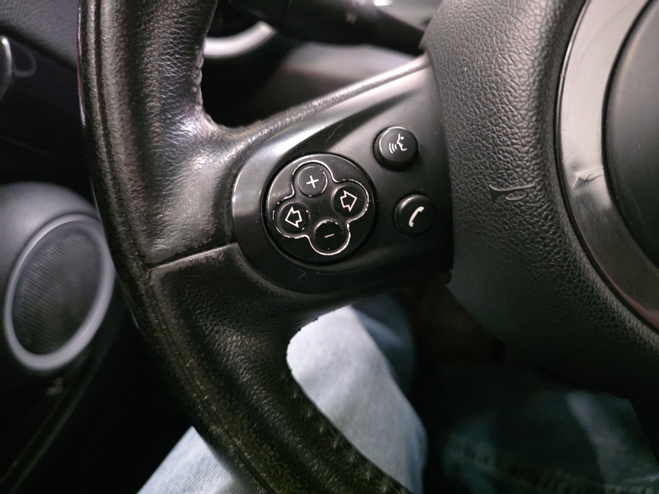 Used 2011 MINI Cooper S image 30