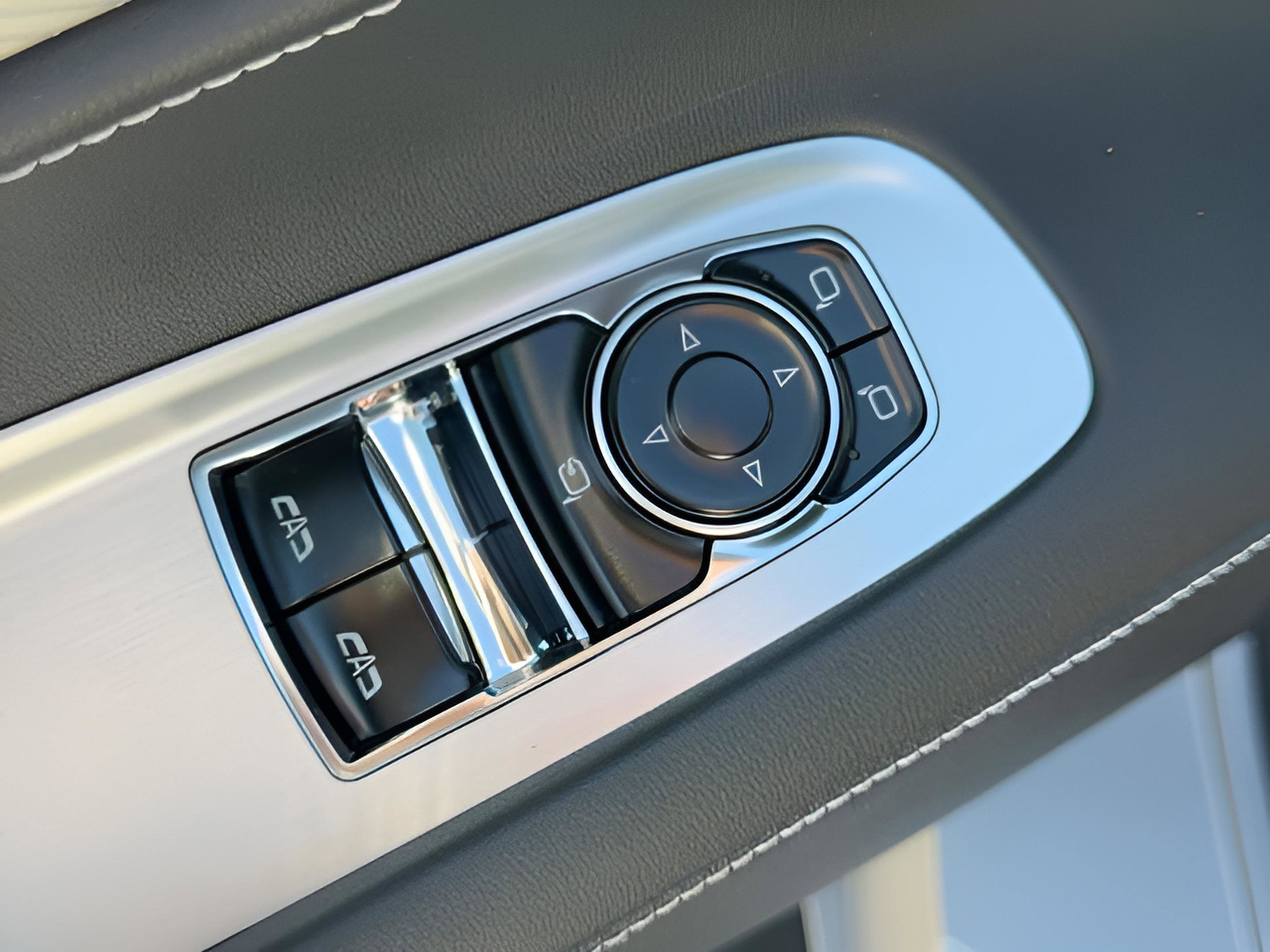 New 2026 Chevrolet Corvette Stingray Preferred Cpe w/ Z51 Performance Package image 25