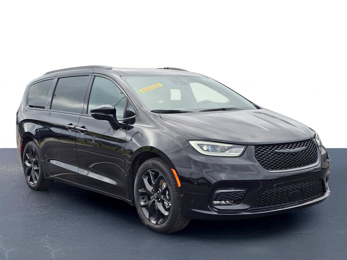 New 2026 Chrysler Pacifica Select w/ S Appearance Package image 5