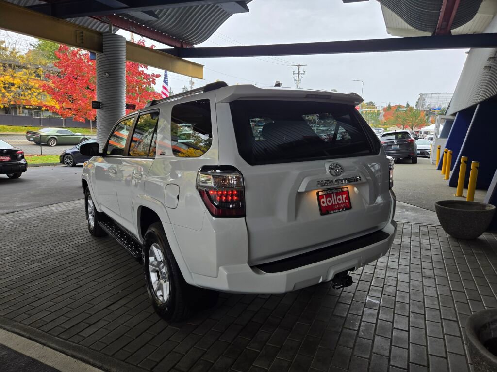 Used 2024 Toyota 4Runner SR5 Premium w/ Moonroof Package image 7