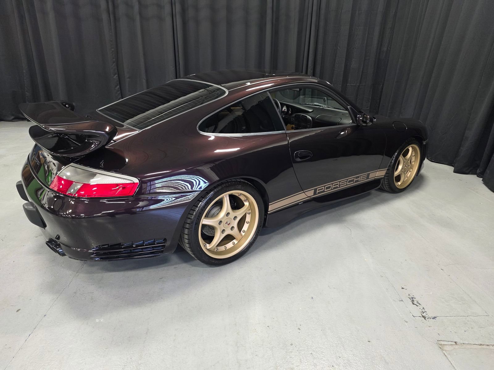 Used 1999 Porsche 911 Carrera RWD image 2