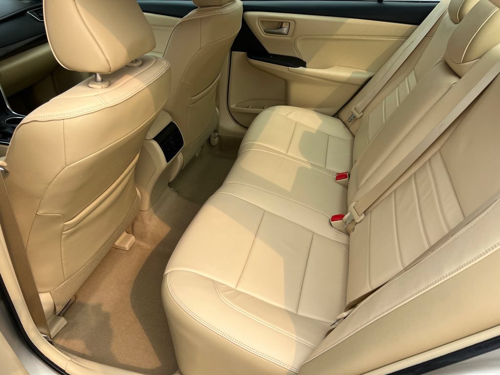 Used 2017 Toyota Camry XLE FWD image 21