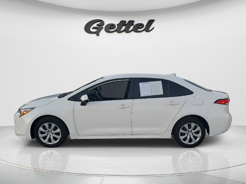 Certified 2025 Toyota Corolla LE FWD image 8