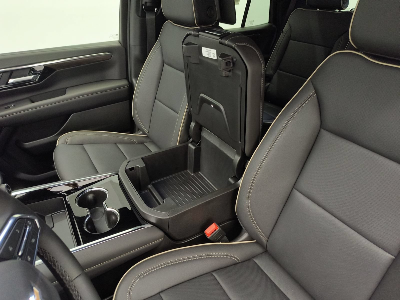 New 2026 Chevrolet Tahoe Premier AWD/4WD image 30