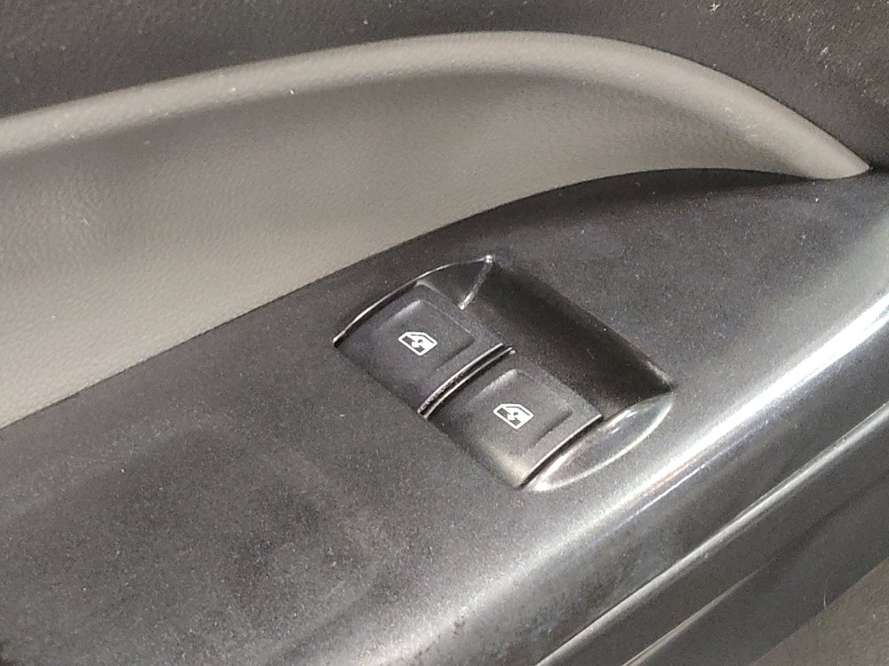 Used 2017 Chevrolet Colorado W/T RWD image 27