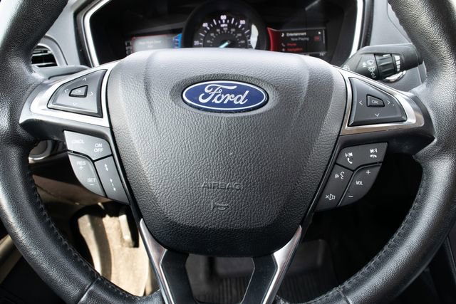 Used 2020 Ford Fusion Energi Titanium FWD image 27
