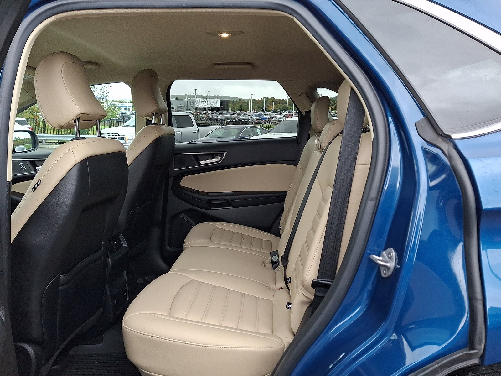 Used 2023 Ford Edge SEL w/ Convenience Package AWD/4WD image 11