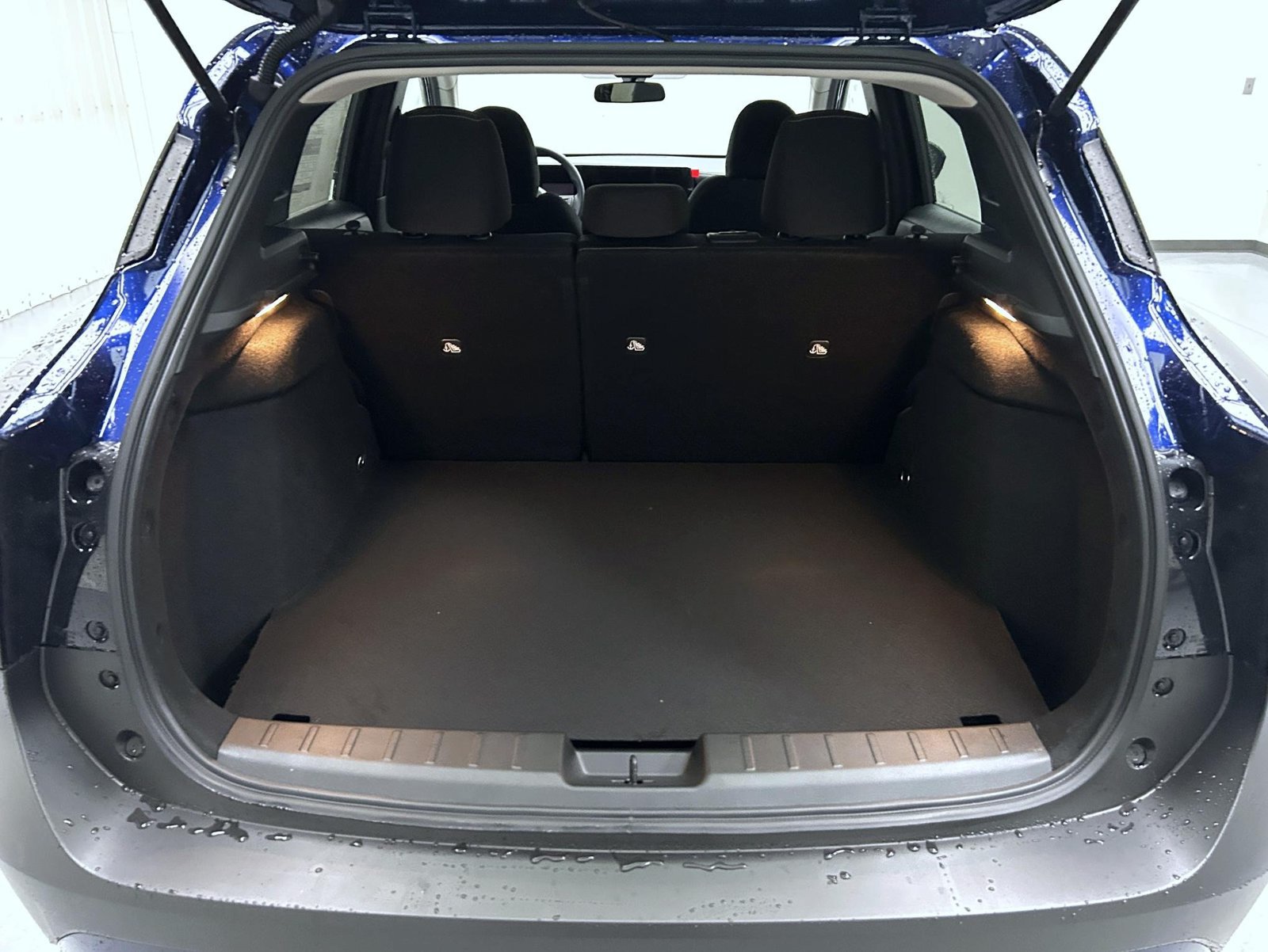 New 2027 Nissan Kicks SV AWD/4WD image 21