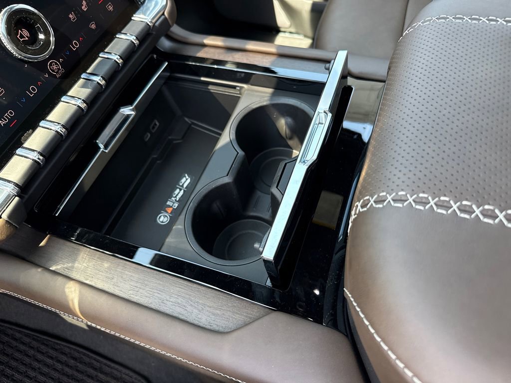 New 2026 GMC Yukon Denali Ultimate AWD/4WD image 26
