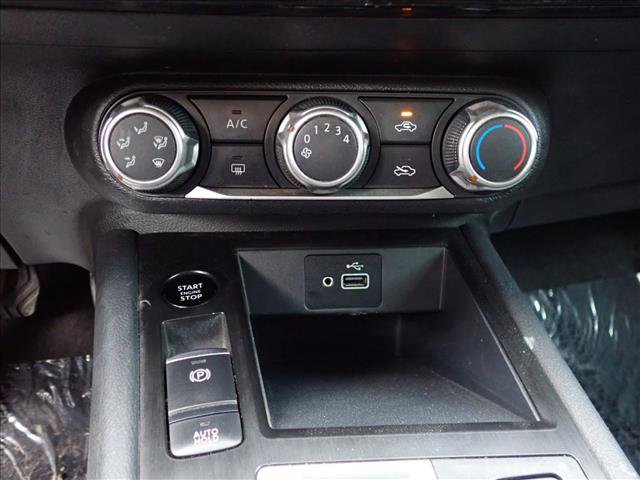 Used 2025 Nissan Kicks S image 18