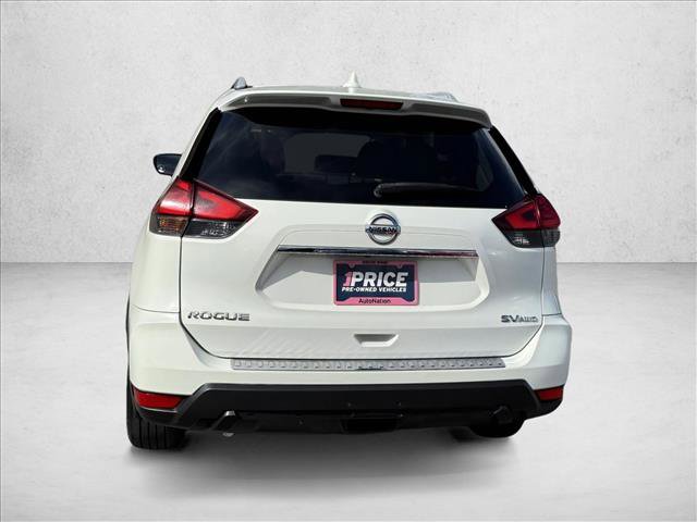Used 2017 Nissan Rogue SV w/ SV Premium Package image 6