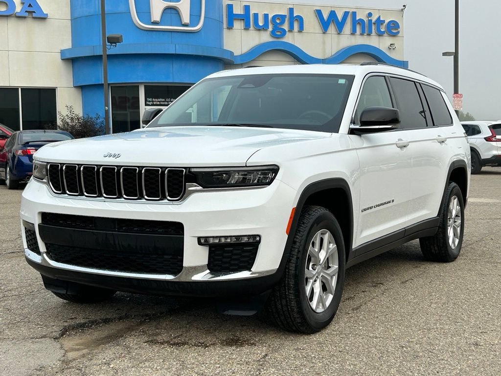 Certified 2023 Jeep Grand Cherokee L Limited AWD/4WD image 1