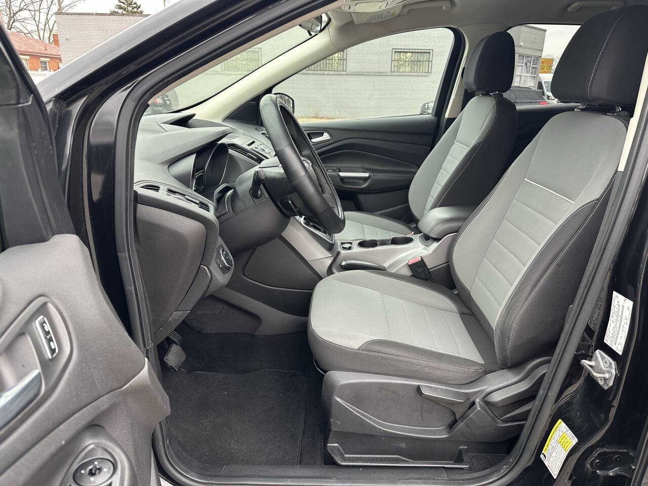 Used 2013 Ford Escape SE image 12