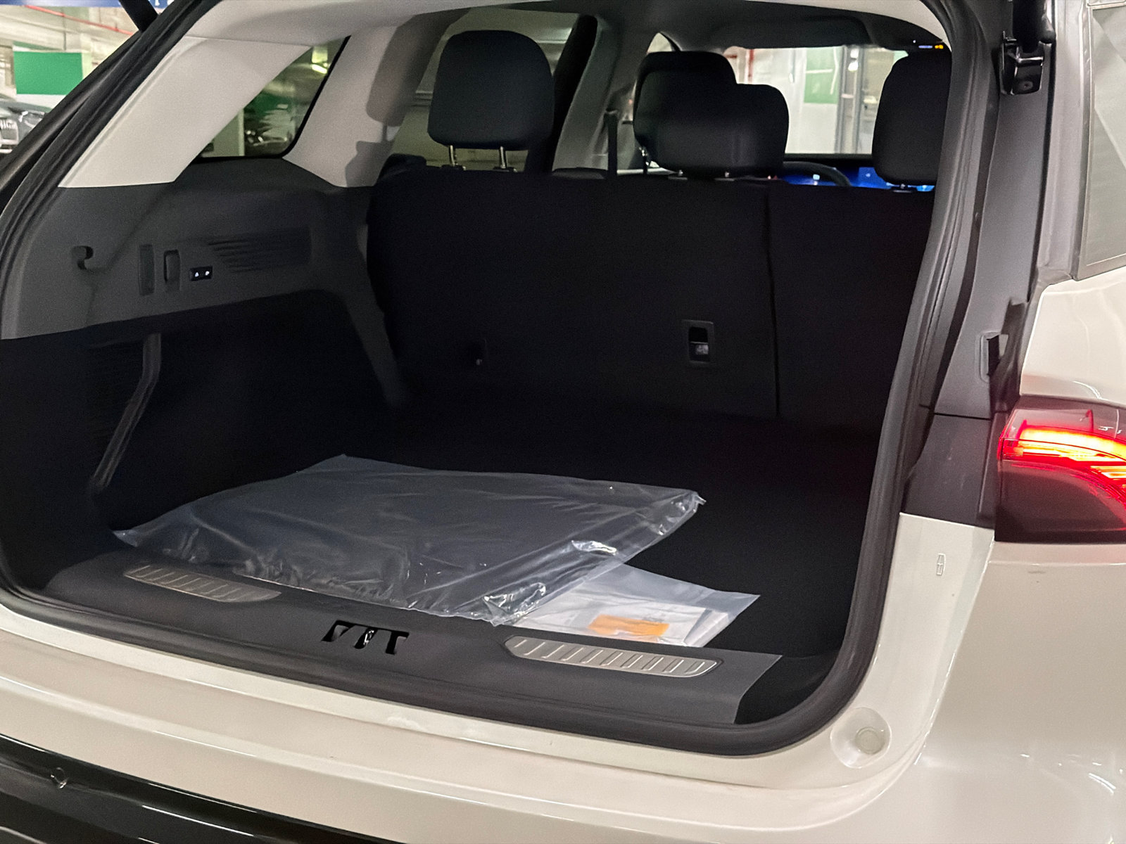New 2026 Lincoln Nautilus Premier AWD/4WD image 8
