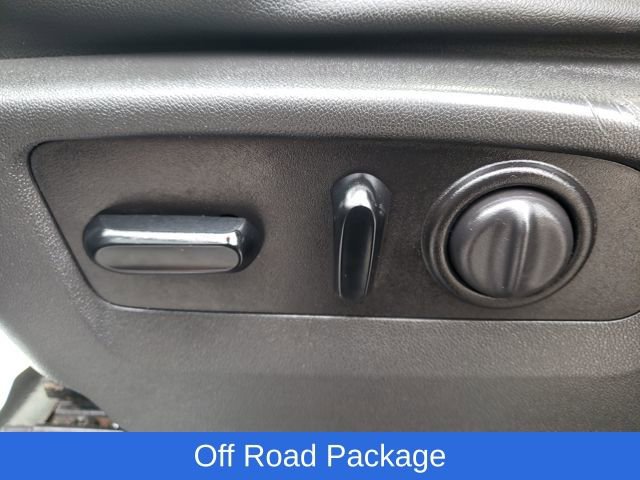 Used 2020 GMC Sierra 2500 AT4 w/ AT4 Premium Package image 16