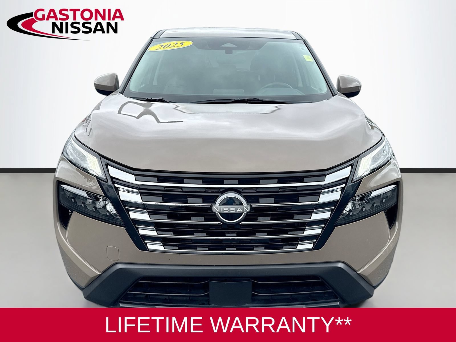 Used 2025 Nissan Rogue SV FWD video 2
