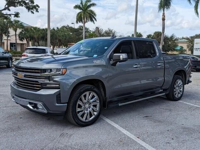 Used 2019 Chevrolet Silverado 1500 High Country w/ High Country Premium Package RWD image 4