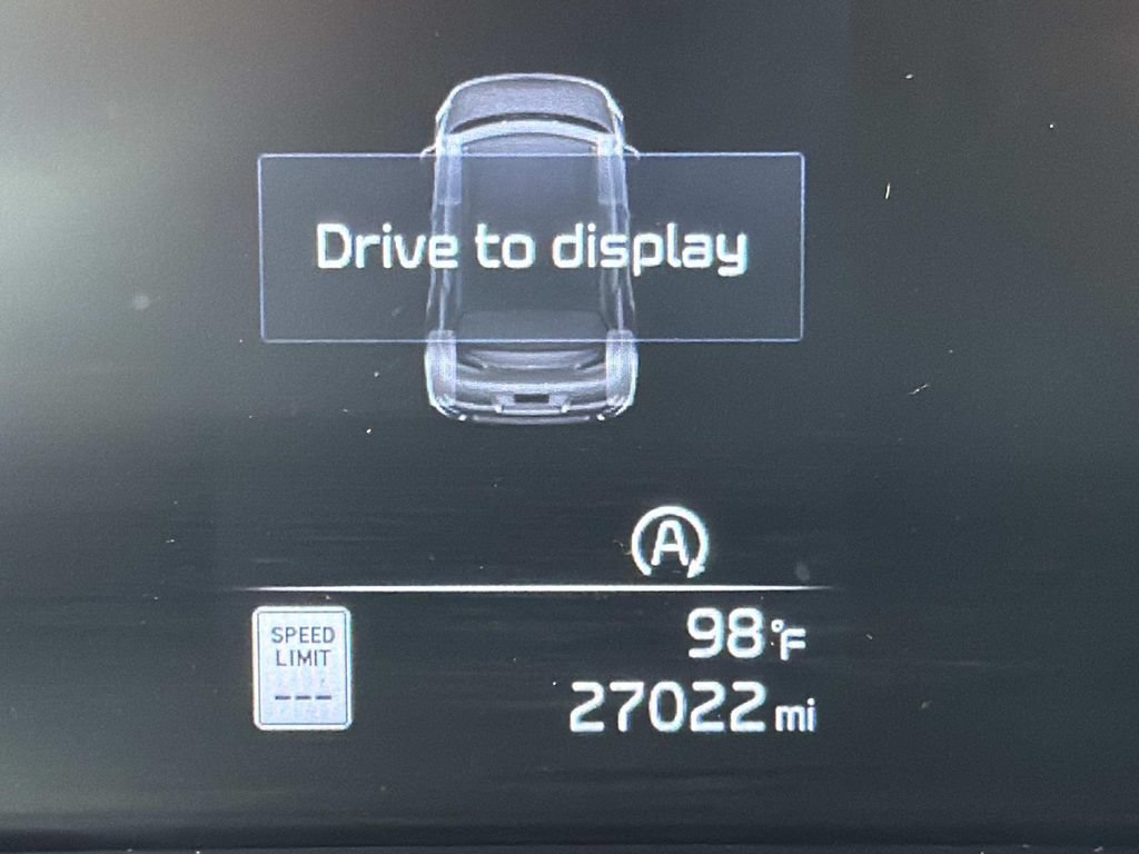 Used 2025 Kia Soul LX w/ LX Technology Package FWD image 19