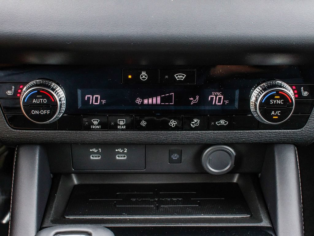 New 2026 Mitsubishi Outlander LE AWD/4WD image 23