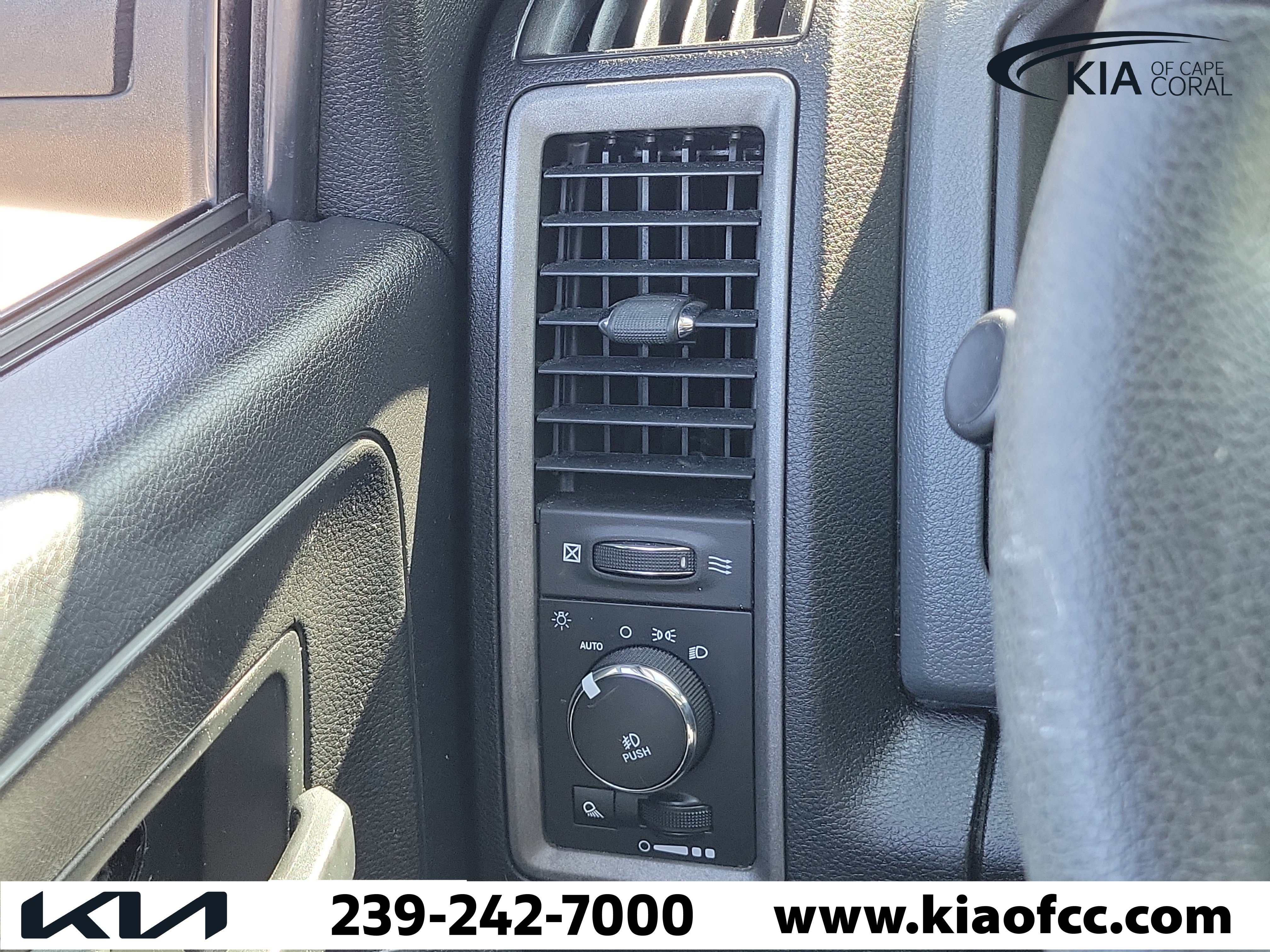 Used 2019 RAM 1500 Express AWD/4WD image 22