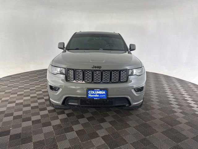 Used 2020 Jeep Grand Cherokee Altitude AWD/4WD image 2