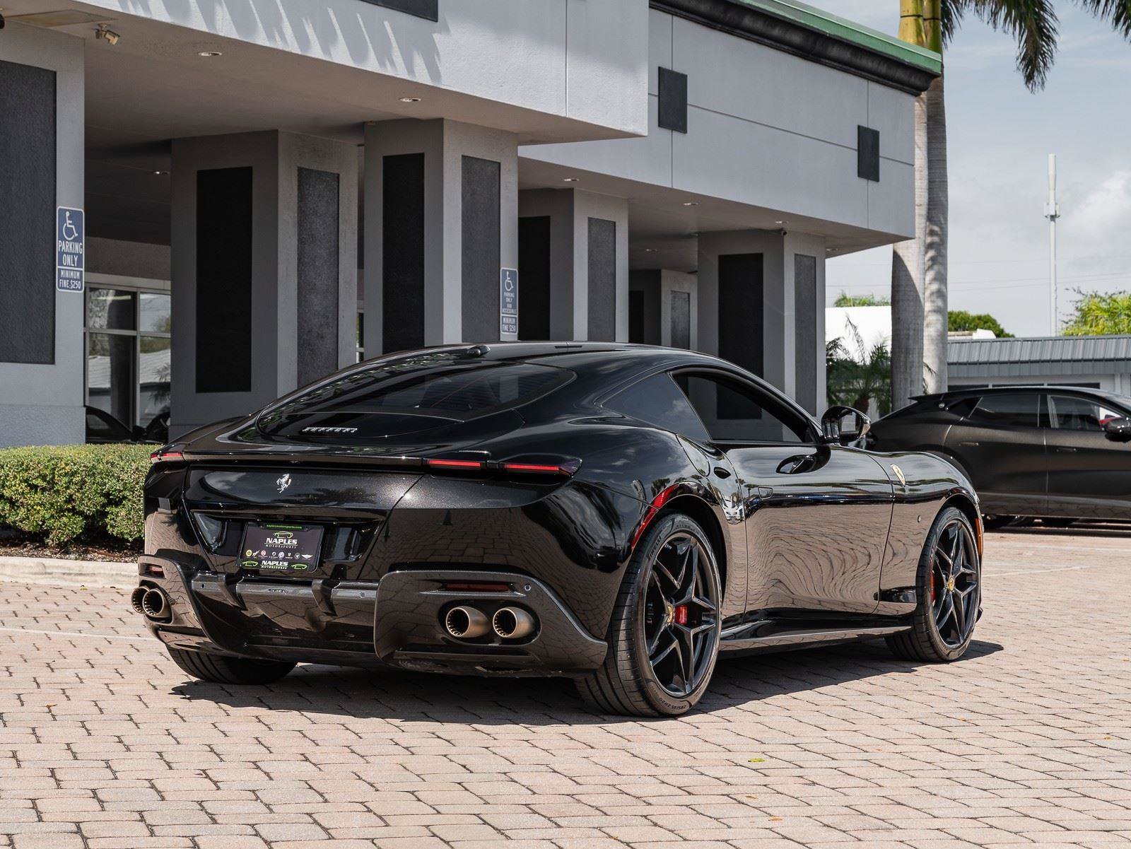 Used 2023 Ferrari Roma RWD image 19