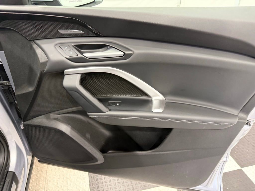 Used 2025 Audi Q5 Premium Plus image 25