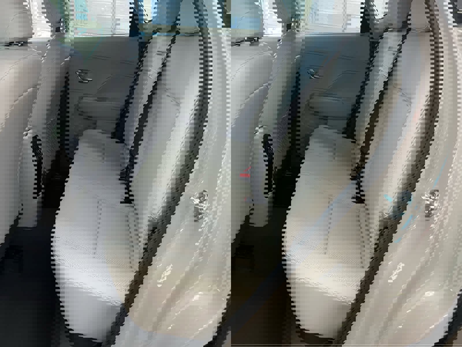 Used 2026 Hyundai Kona SEL Premium image 26