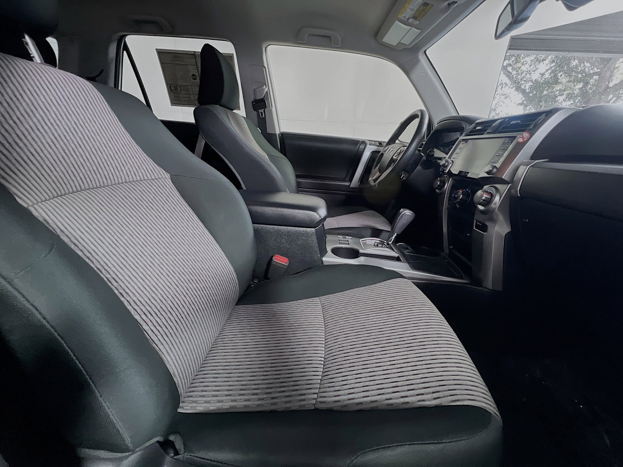 Used 2024 Toyota 4Runner SR5 image 31