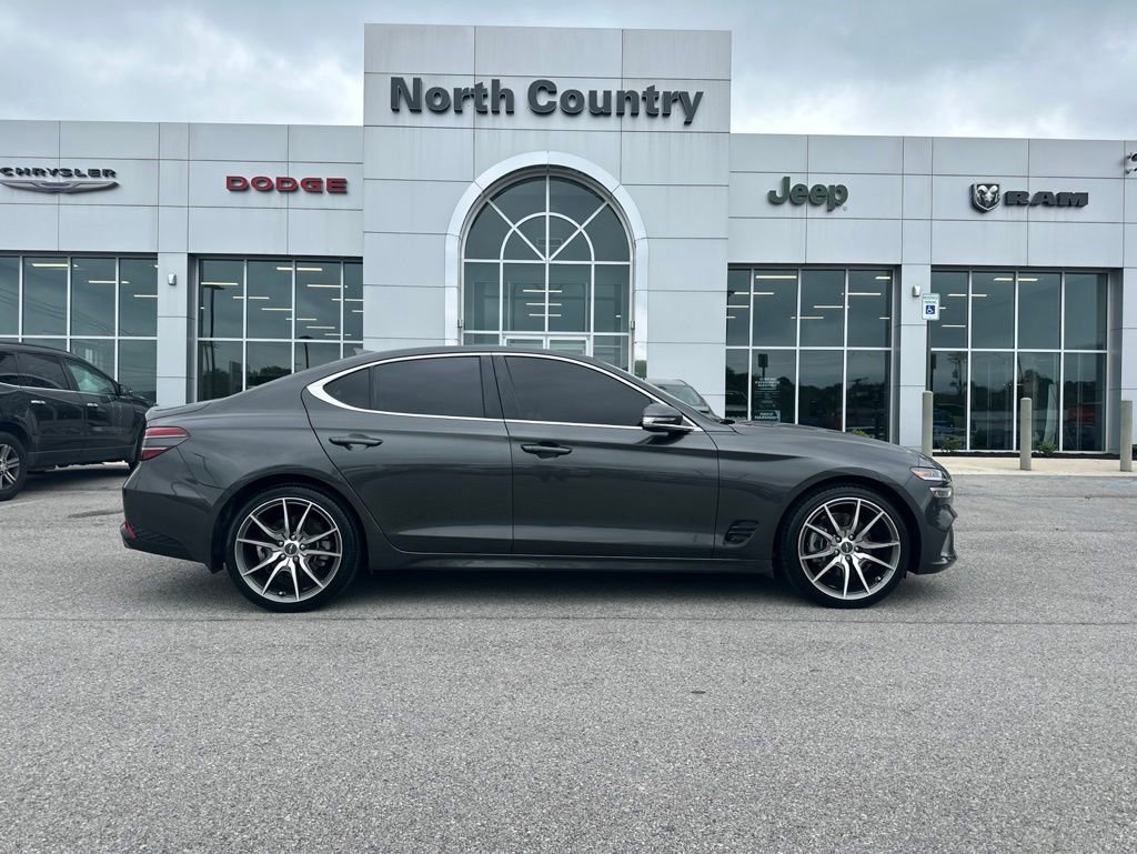 Used 2023 Genesis G70 2.0T RWD image 1