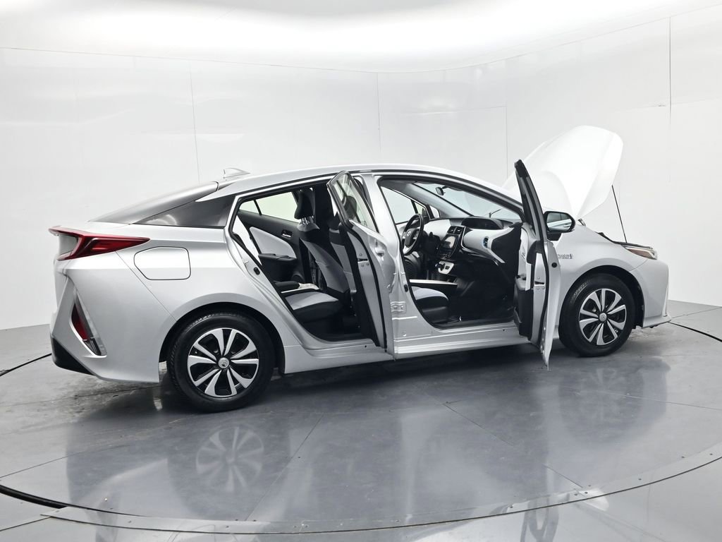 Used 2017 Toyota Prius Prime Plus w/ Carpet Mat Package FWD image 56