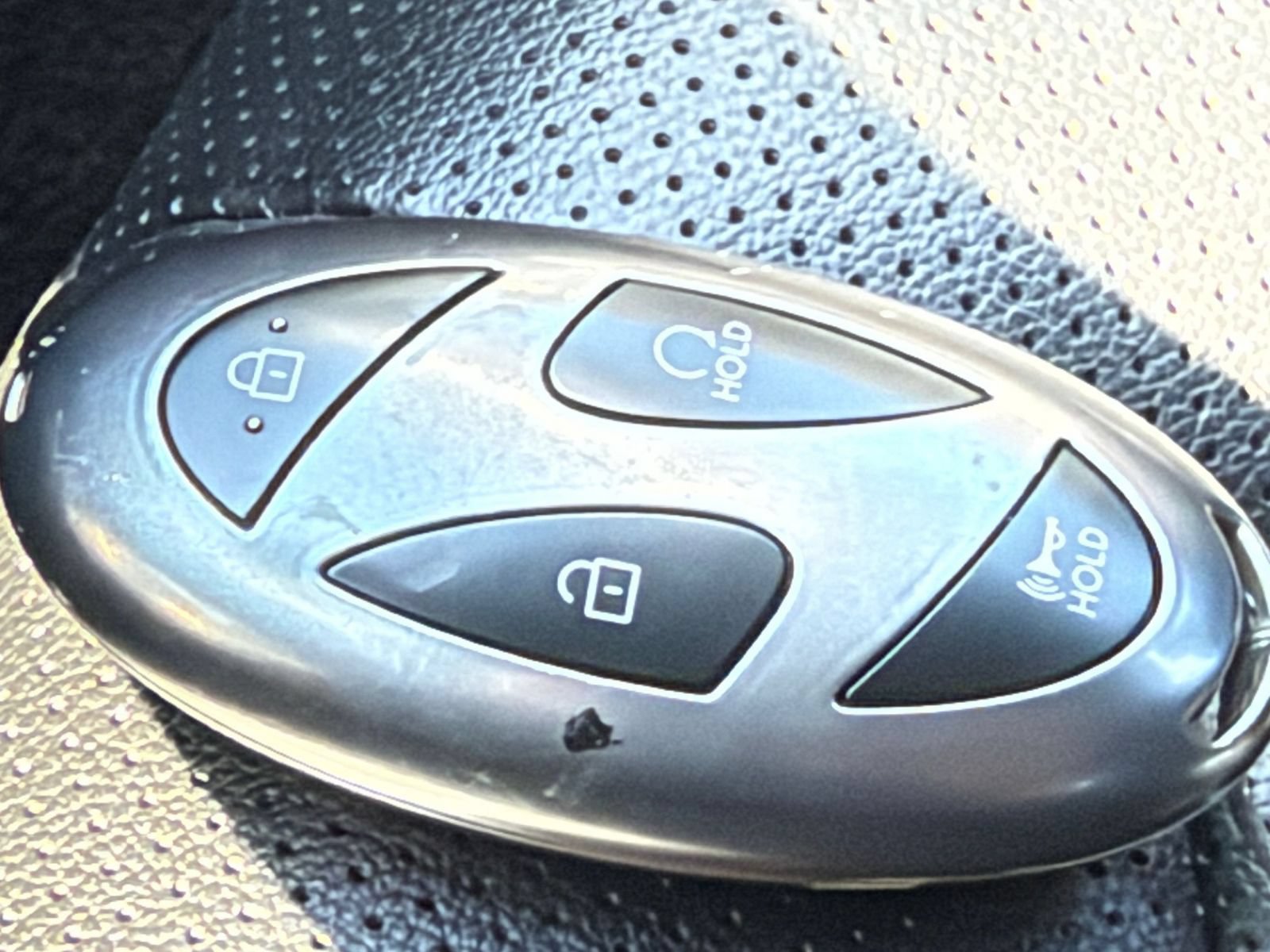 Used 2025 Hyundai Elantra Limited FWD image 24