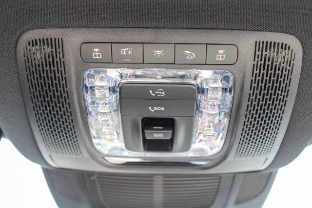 New 2025 Mercedes-Benz GLS 580 4MATIC image 16