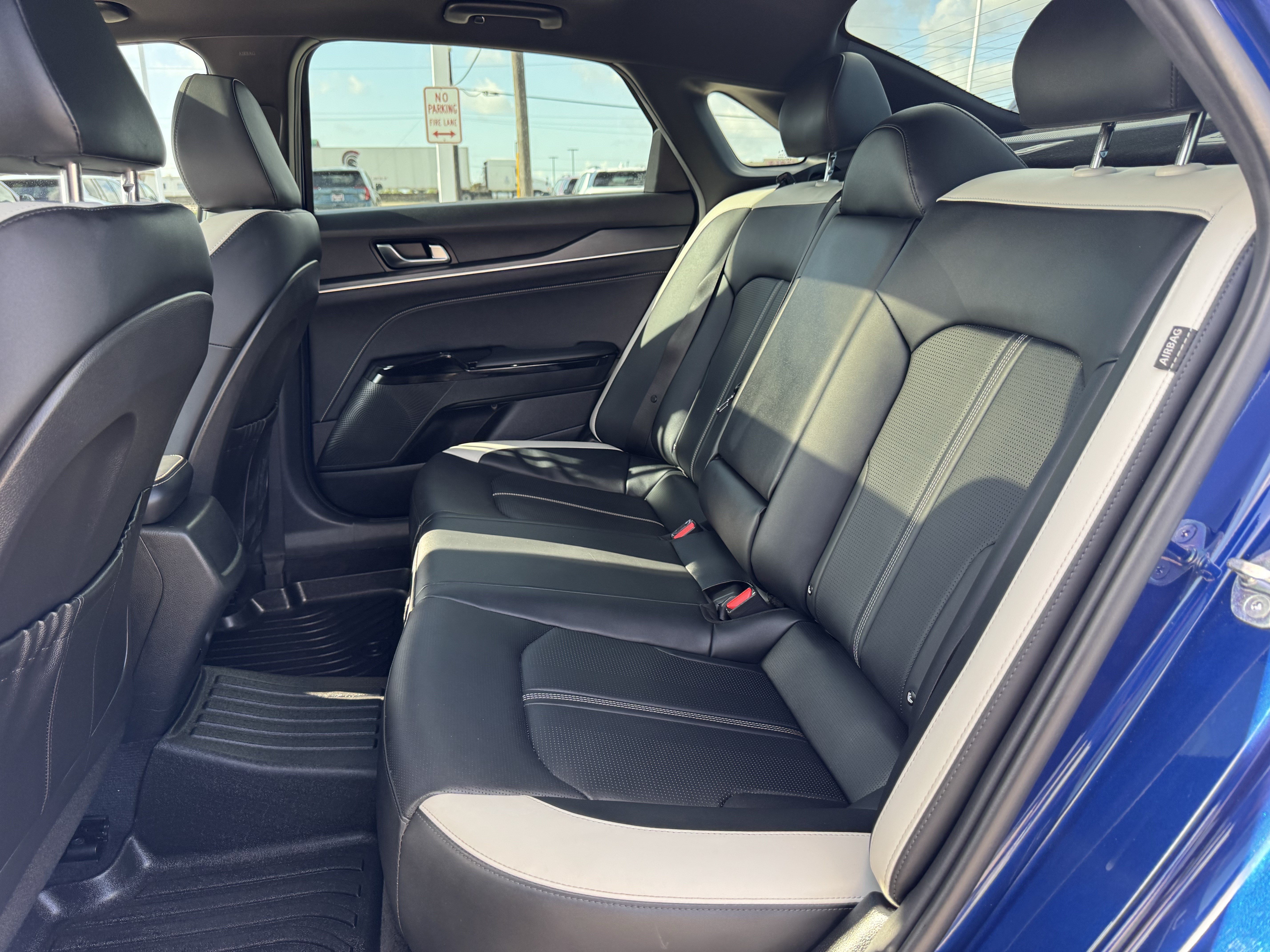 Used 2025 Kia K5 GT-Line w/ GT-Line Premium Package FWD image 26