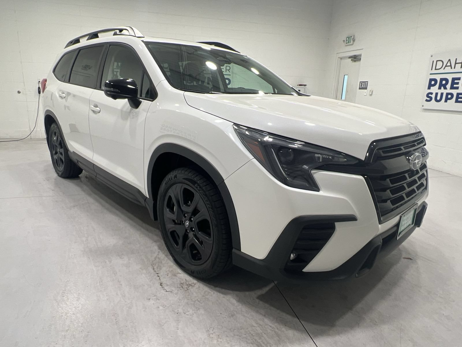 Used 2023 Subaru Ascent Onyx Edition Limited AWD/4WD image 2