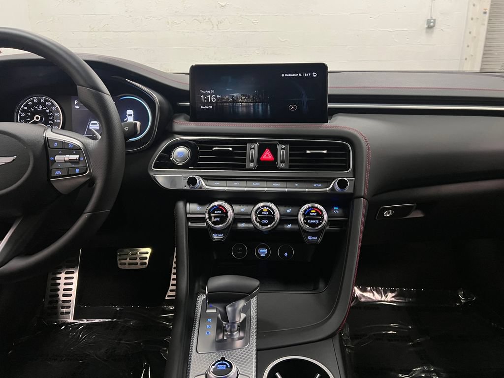 Used 2023 Genesis G70 2.0T w/ Sport Prestige Package RWD image 20