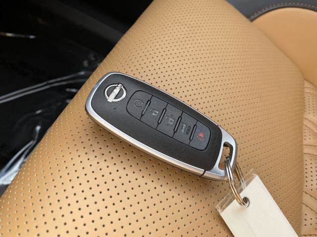 Used 2023 Nissan Rogue Platinum w/ Platinum Premium Package image 36