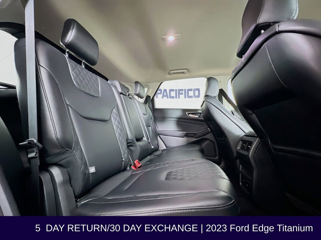 Used 2023 Ford Edge Titanium image 29