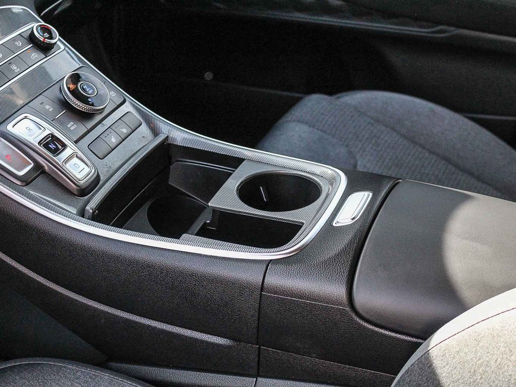 Certified 2022 Hyundai Santa Fe SEL w/ Cargo Package image 20