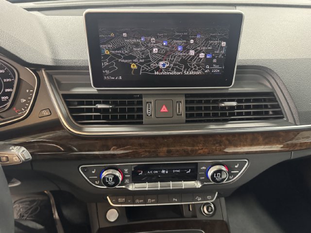 Used 2019 Audi Q5 2.0T Premium Plus w/ Premium Plus Package AWD/4WD image 19