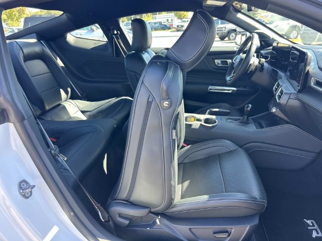Used 2024 Ford Mustang GT Premium w/ GT Performance Package RWD image 20