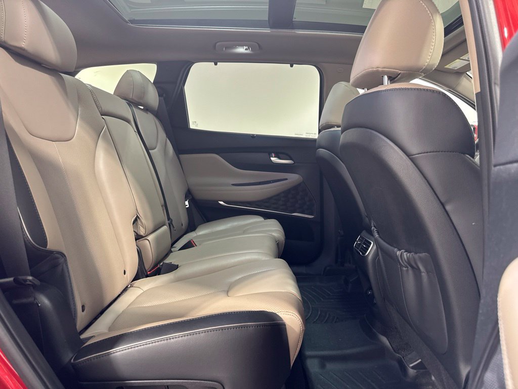 Used 2022 Hyundai Santa Fe SEL w/ Convenience + Premium Package AWD/4WD image 25