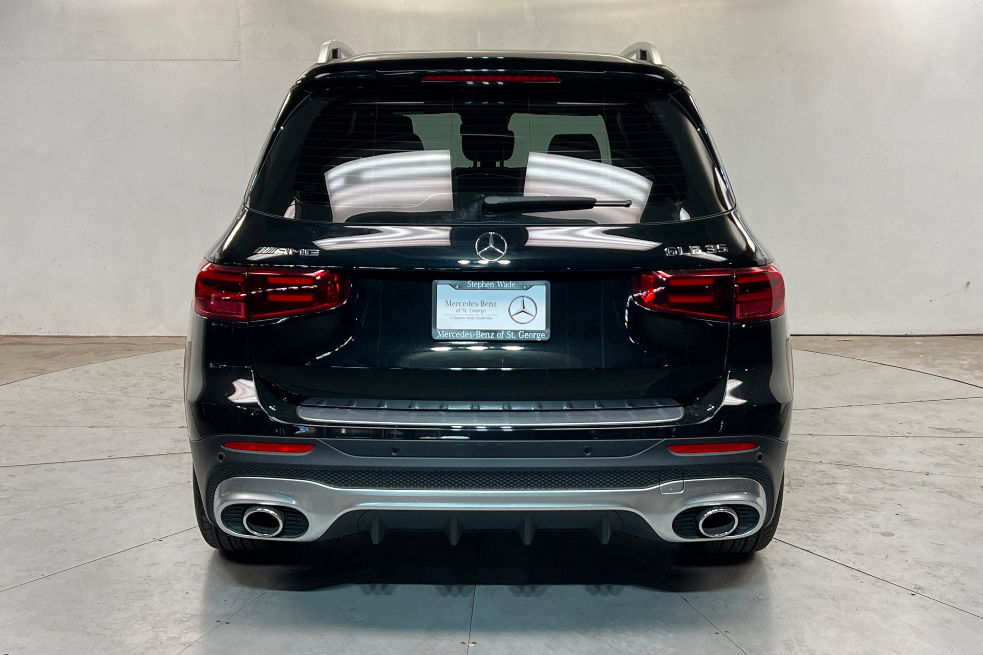 New 2026 Mercedes-Benz GLB 35 AMG AMG GLB 35 image 4