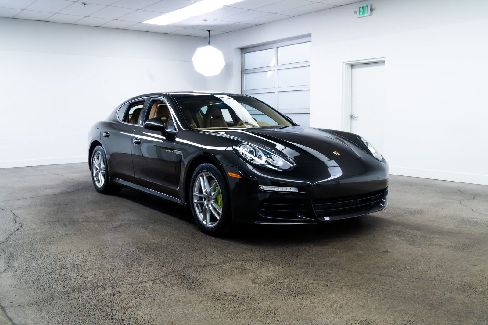 Used 2014 Porsche Panamera S image 26