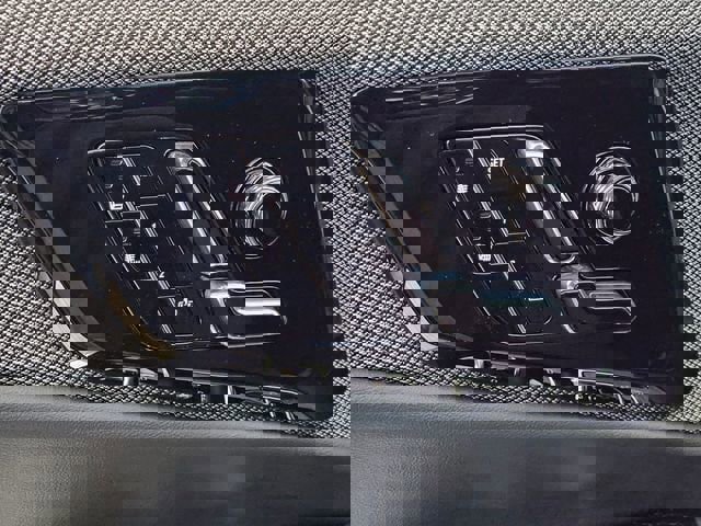 New 2026 Cadillac Optiq Luxury 1 image 22